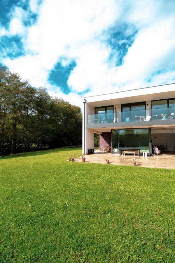 Araize Country house *